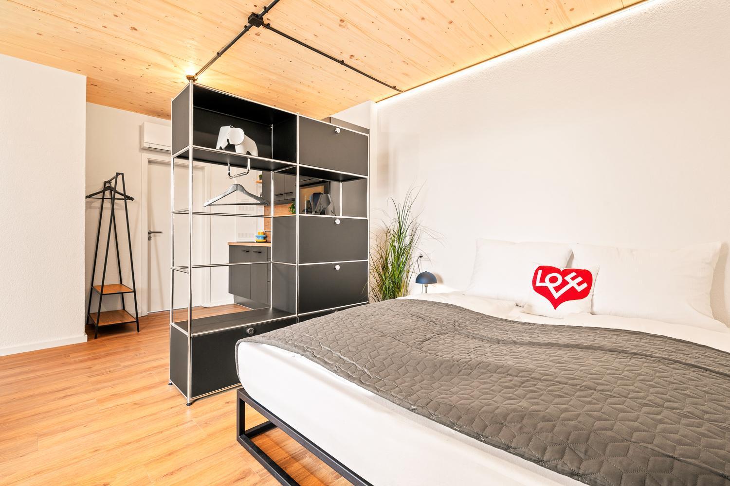 Penthouse Mit Traumhafter Terrasse Klimatisiert Apartment Friedrichshafen Bagian luar foto