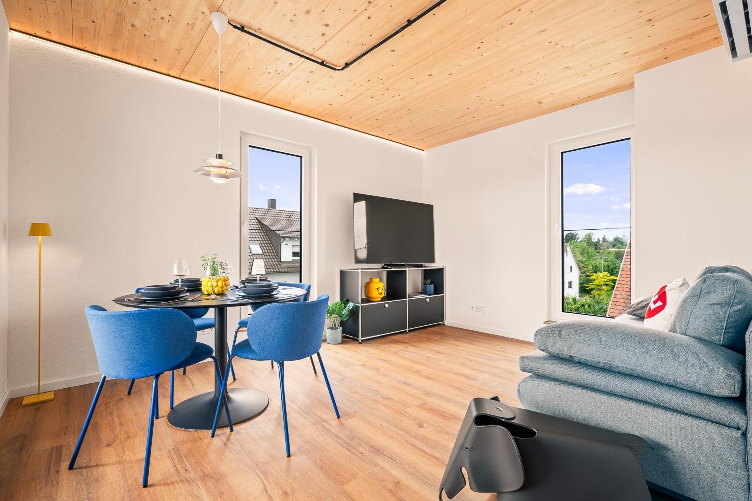 Penthouse Mit Traumhafter Terrasse Klimatisiert Apartment Friedrichshafen Bagian luar foto