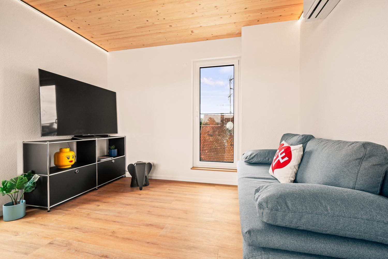 Penthouse Mit Traumhafter Terrasse Klimatisiert Apartment Friedrichshafen Bagian luar foto